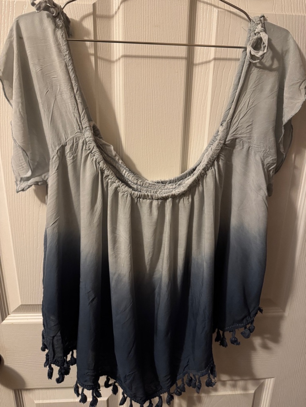Women's Ombre Tie-Shoulder Tassel Top - Blue